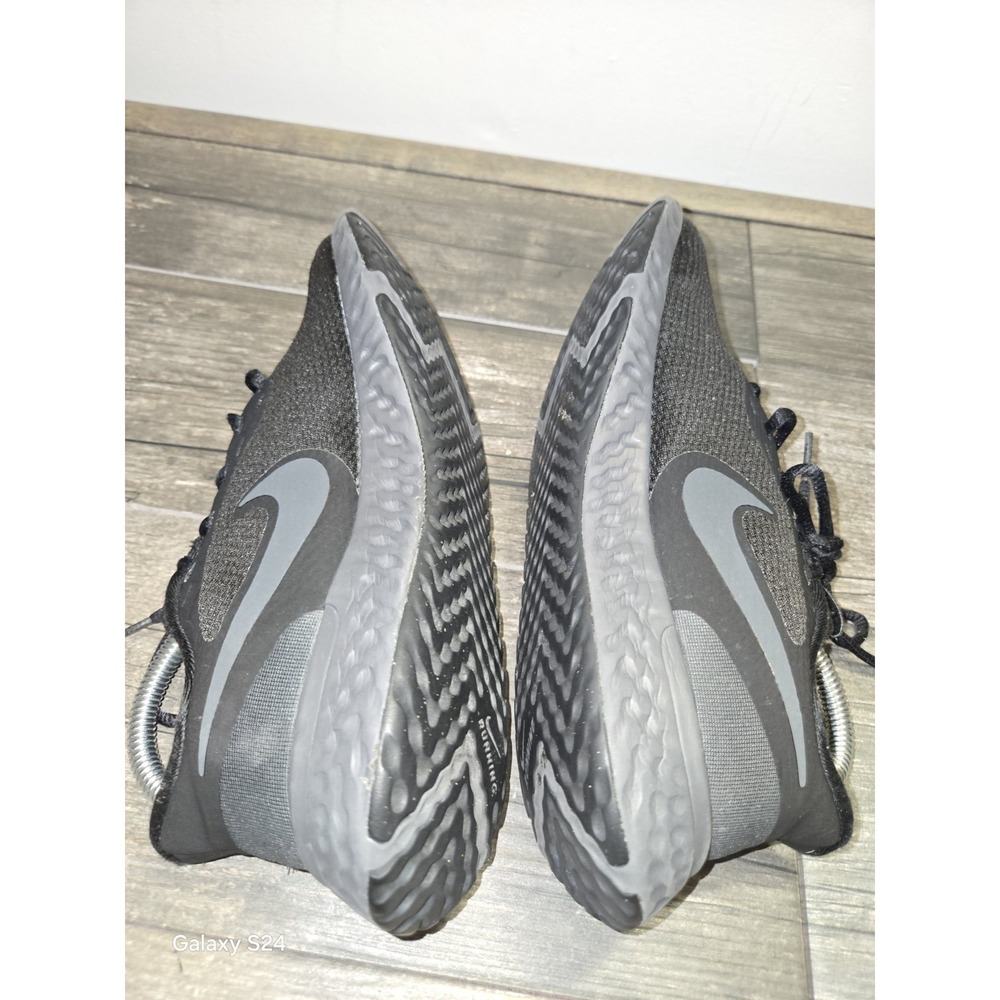 Nike Revolution 5 Black Running Shoes Sneakers Women's Size 8.5 - Picture 7 of 9